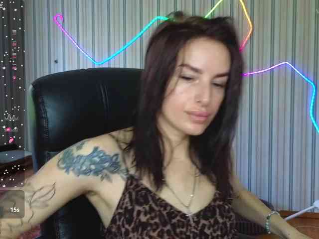 xxadrihanna webcam