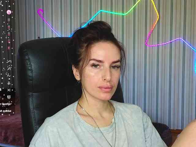 xxadrihanna webcam