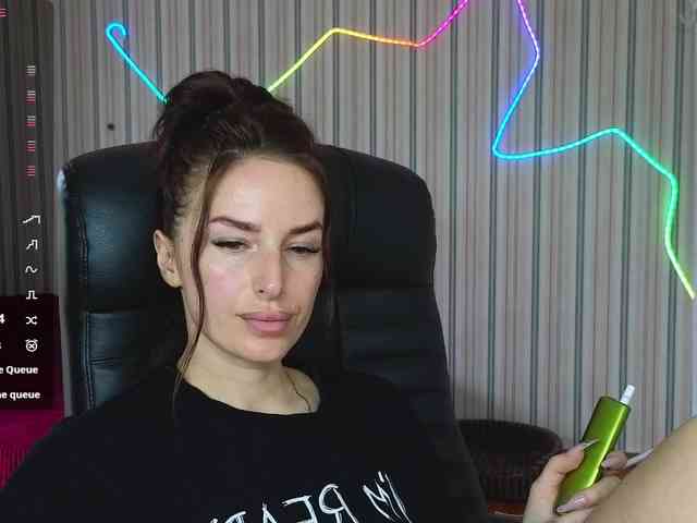 xxadrihanna webcam