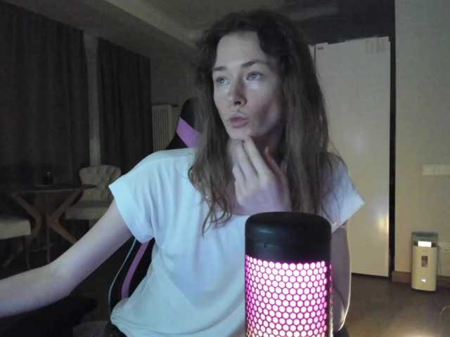 ooksiiii live cam on BongaCams