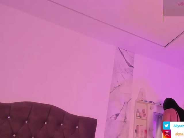Alysson-18 live cam on BongaCams