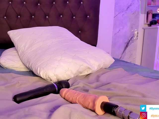 Alysson-18 live cam on BongaCams