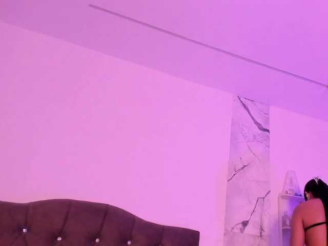 Alysson-18 live cam on BongaCams