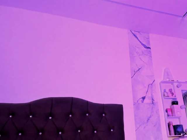 Alysson-18 live cam on BongaCams