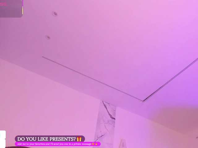 Alysson_18 live cam preview