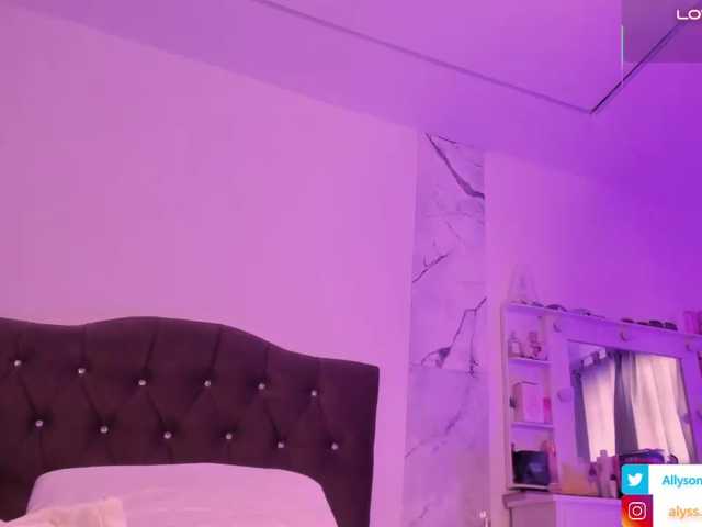 Alysson-18 live cam on BongaCams