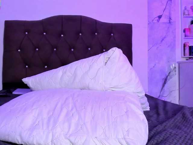 Alysson-18 live cam on BongaCams