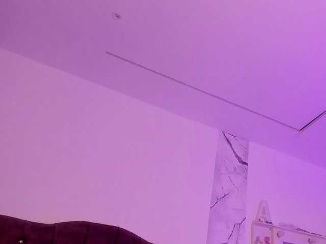 Alysson-18 live cam on BongaCams
