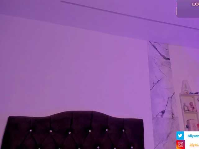 Alysson-18 live cam on BongaCams