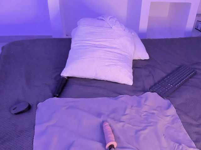 Alysson-18 live cam on BongaCams