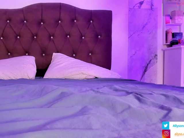 Alysson-18 live cam on BongaCams
