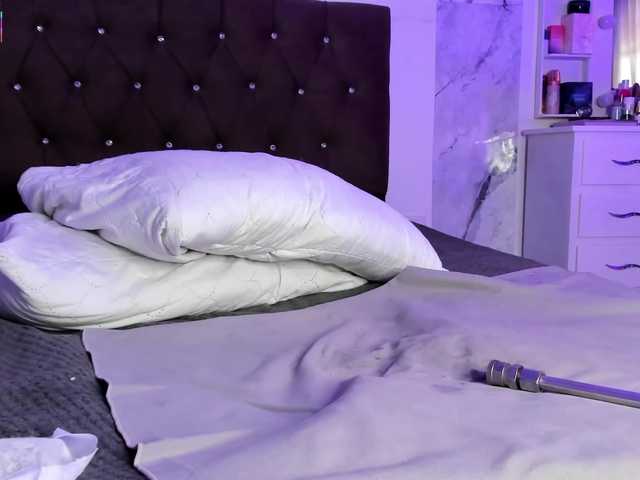 Alysson-18 live cam on BongaCams