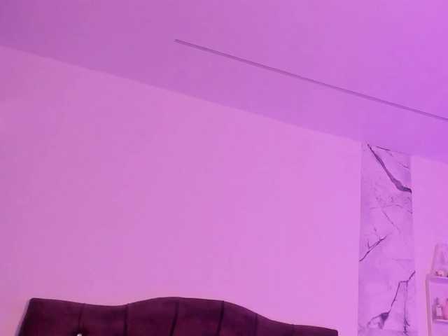 Alysson-18 live cam on BongaCams