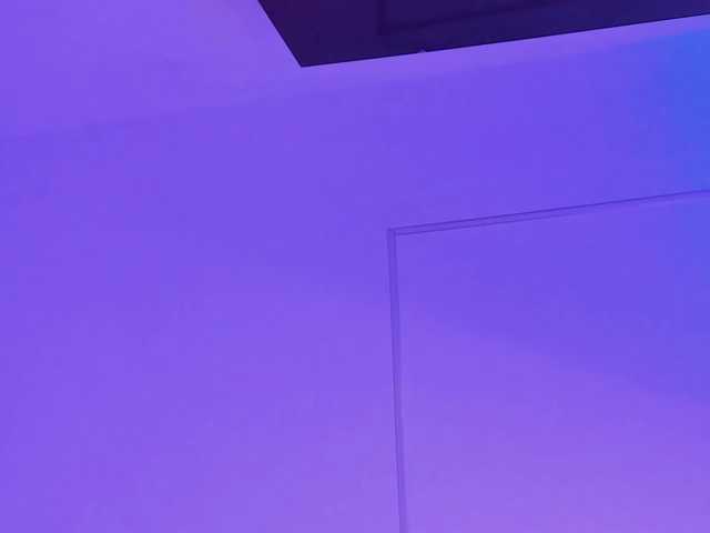Alysson-18 live cam on BongaCams