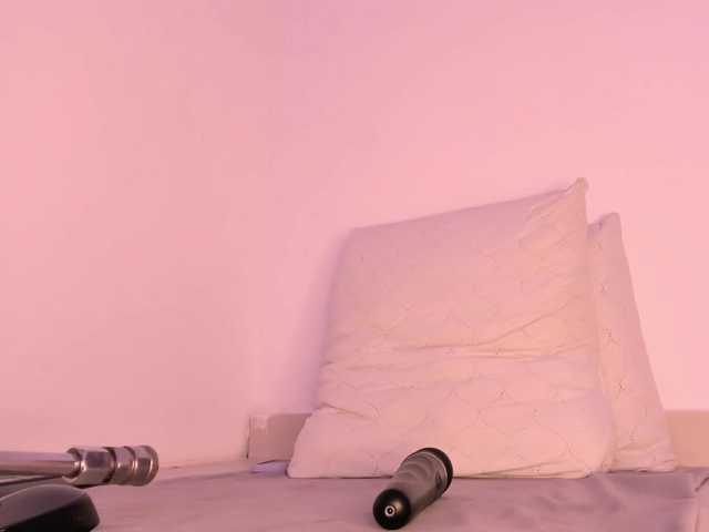 Alysson-18 live cam on BongaCams