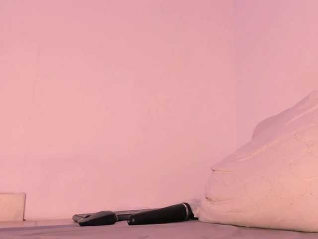 Alysson-18 live cam on BongaCams