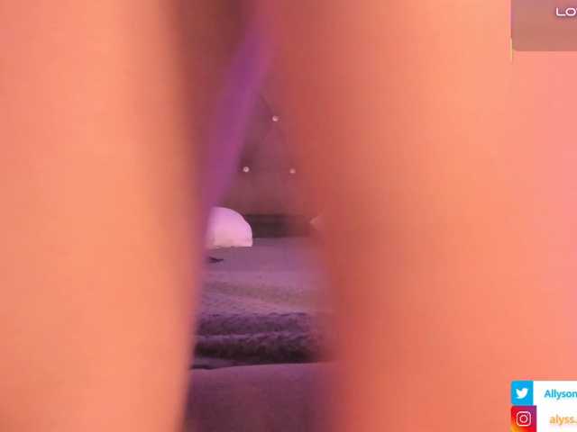 Alysson-18 live cam on BongaCams