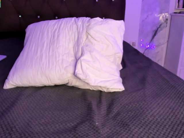 Alysson-18 live cam on BongaCams