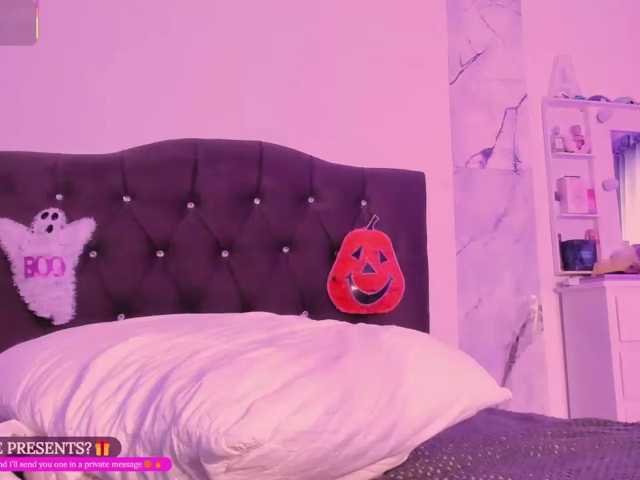 Alysson-18 live cam on BongaCams