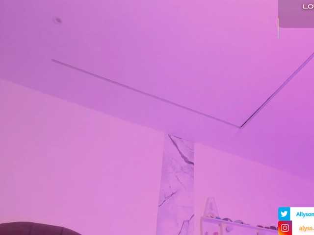 Alysson-18 live cam on BongaCams