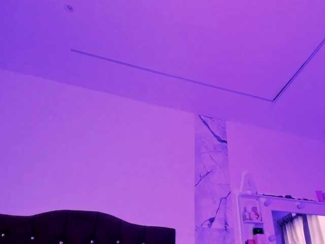 Alysson-18 live cam on BongaCams