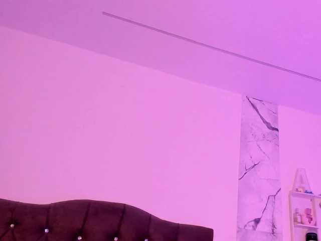Alysson-18 live cam on BongaCams