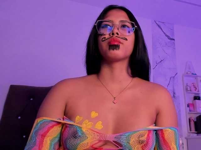 Alysson-18 live cam on BongaCams