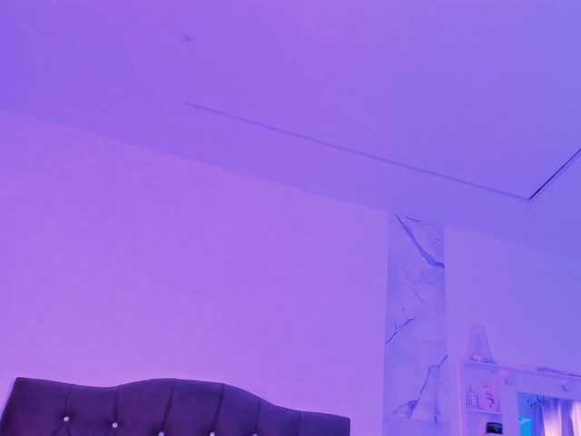 Alysson-18 live cam on BongaCams