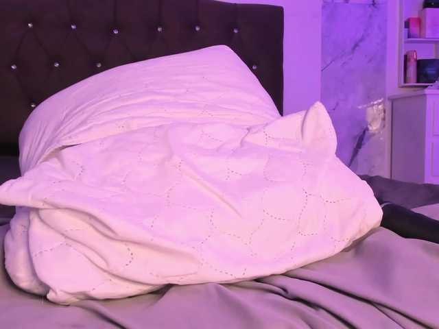 Alysson-18 live cam on BongaCams