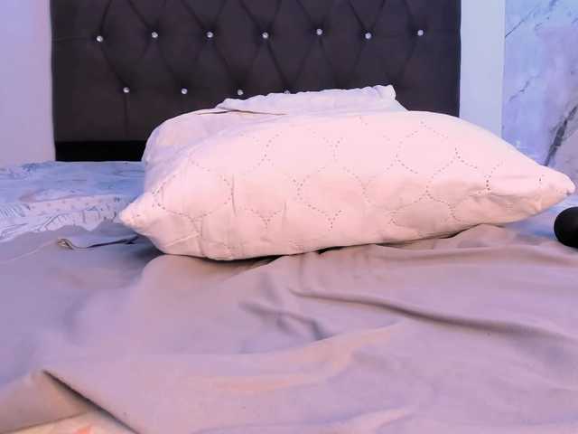 Alysson-18 live cam on BongaCams