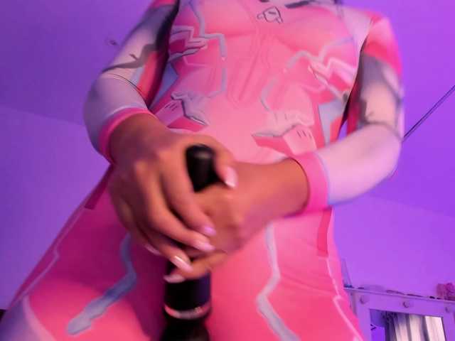 Alysson-18 live cam on BongaCams