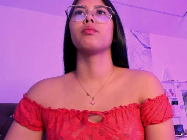 Alysson-18 live cam on BongaCams