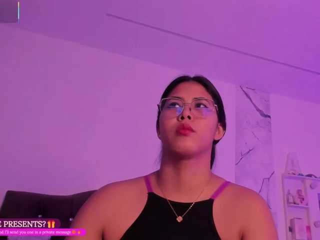 Alysson-18 live cam on BongaCams