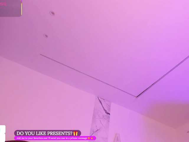 Alysson-18 live cam on BongaCams