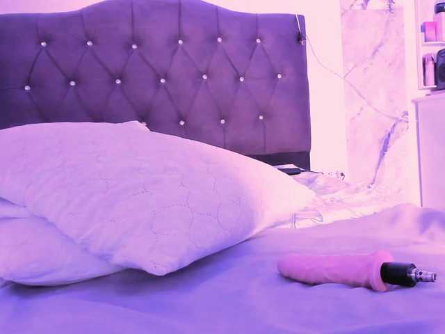 Alysson-18 live cam on BongaCams
