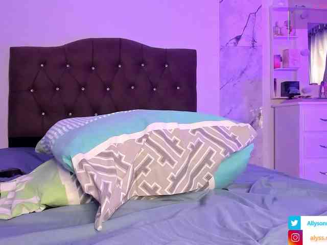 Alysson_18 webcam