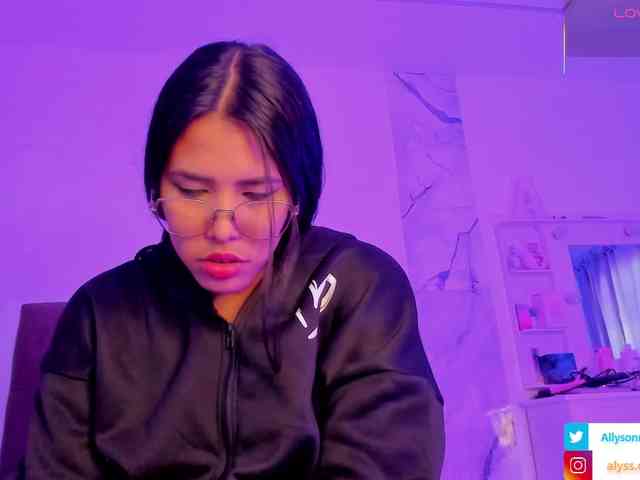 Alysson_18 webcam
