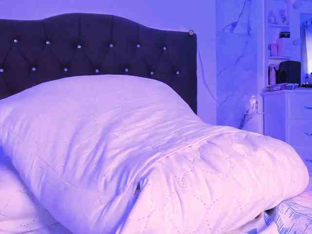 Alysson_18 webcam