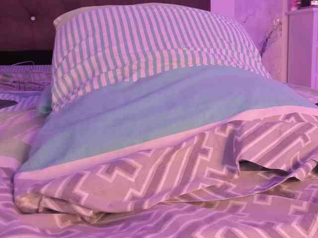Alysson_18 webcam