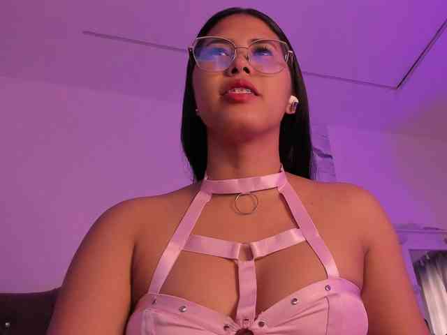 Alysson_18 webcam