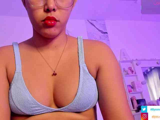 Alysson_18 webcam