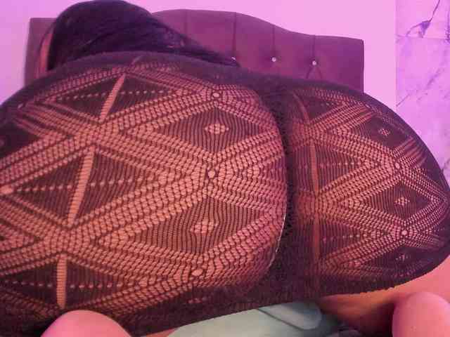 Alysson_18 webcam