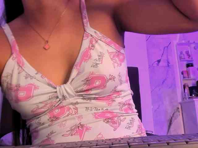 Alysson_18 webcam