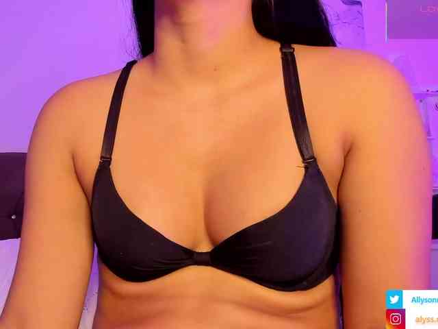 Alysson_18 webcam
