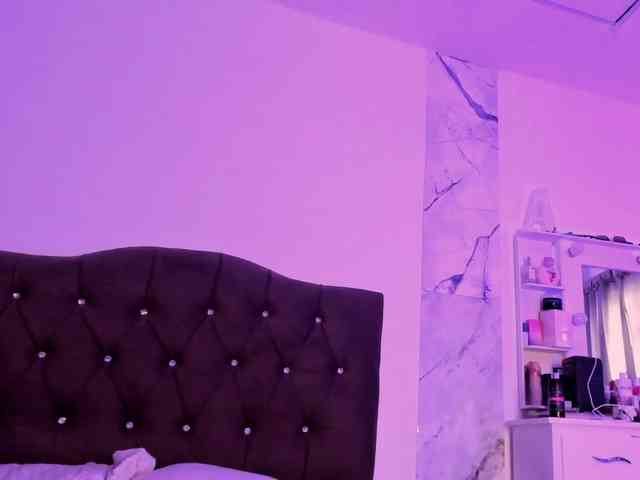 Alysson_18 webcam