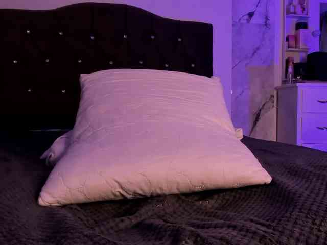 Alysson_18 webcam