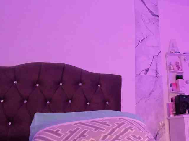 Alysson_18 webcam