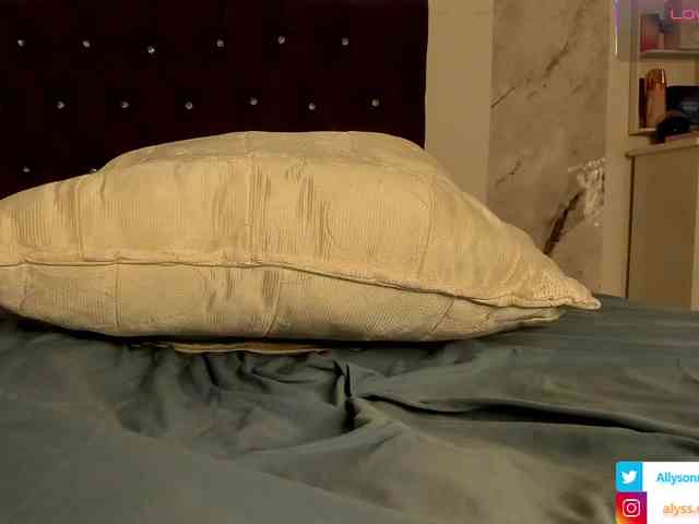 Alysson_18 webcam