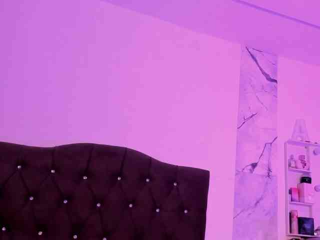 Alysson_18 webcam
