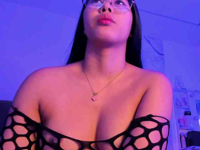Alysson_18 webcam